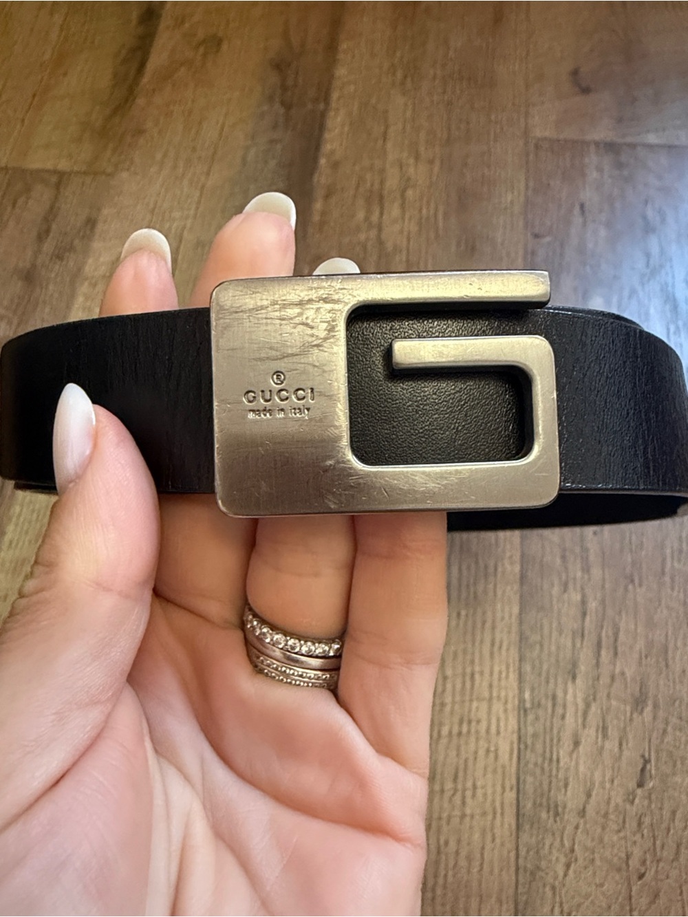 Gucci Black Leather Belt with Silver G Buckle